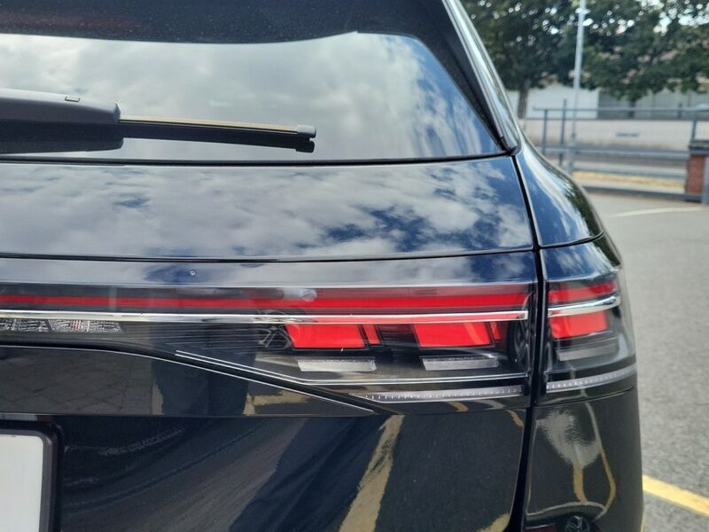 More views of Volkswagen Passat