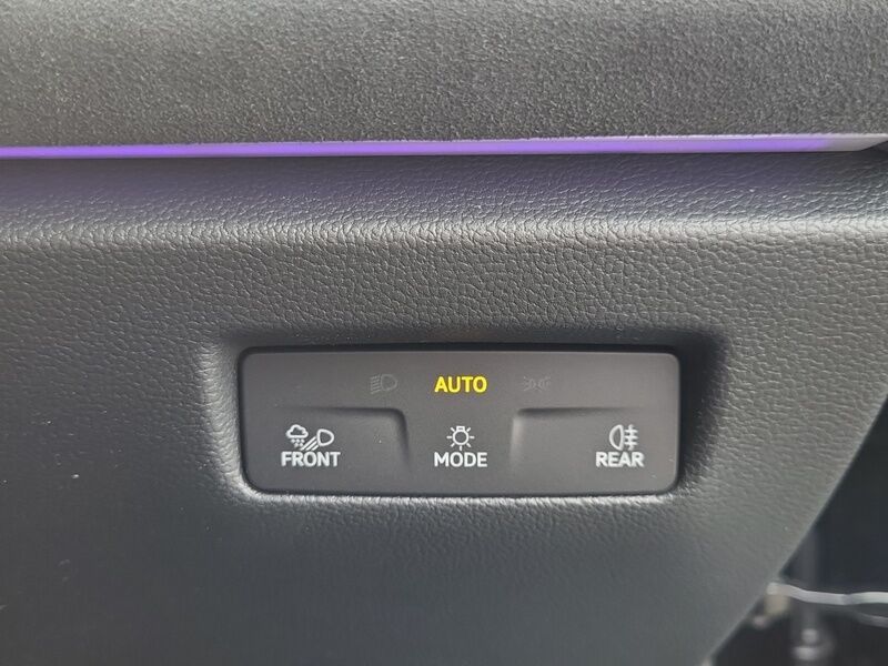 More views of Volkswagen Passat