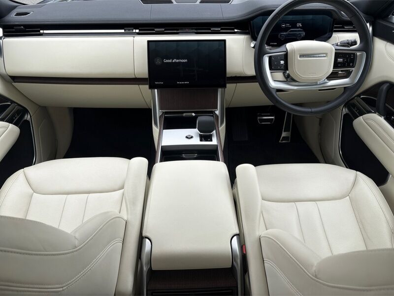 More views of Land Rover Range Rover