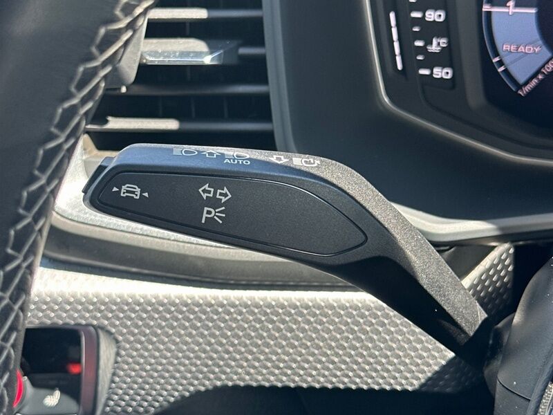 More views of Audi A1