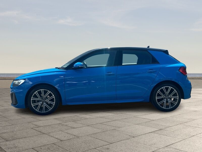 More views of Audi A1
