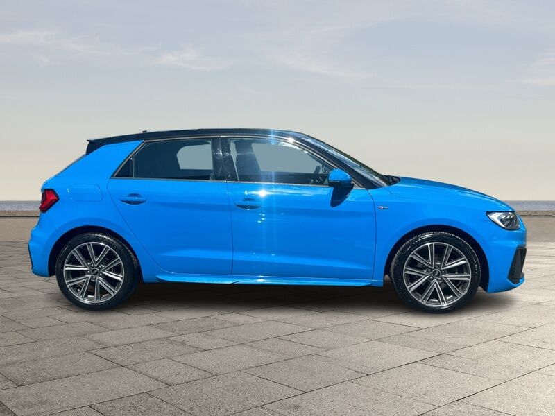 More views of Audi A1