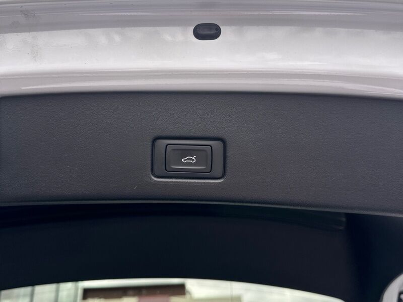 More views of Audi Q4 e-tron