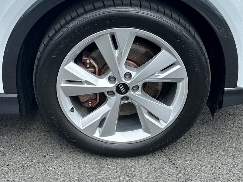 More views of Audi Q4 e-tron