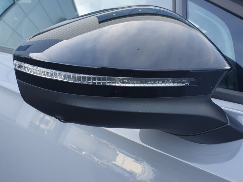 More views of Volkswagen ID.7