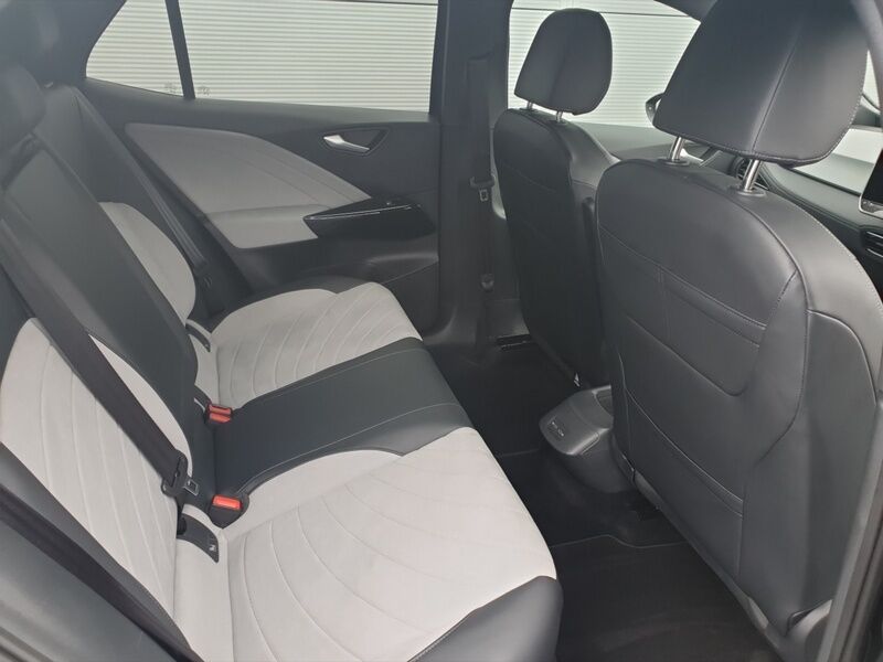 More views of Volkswagen ID.3