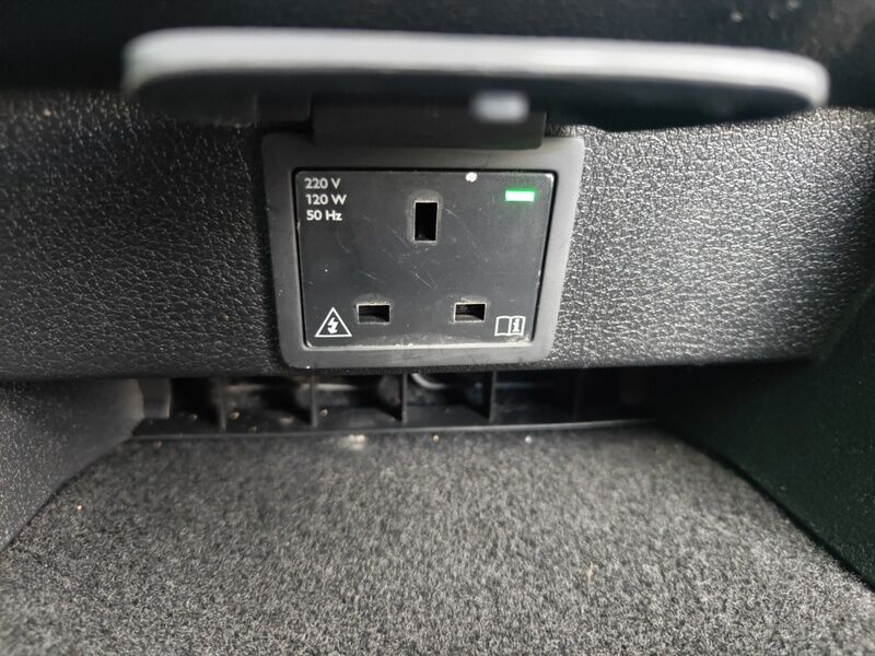 More views of Citroen Spacetourer