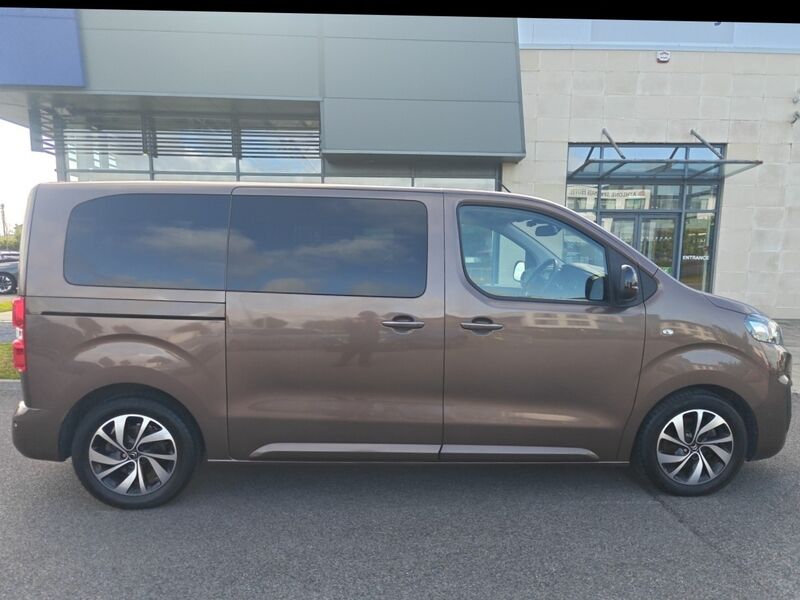 More views of Citroen Spacetourer