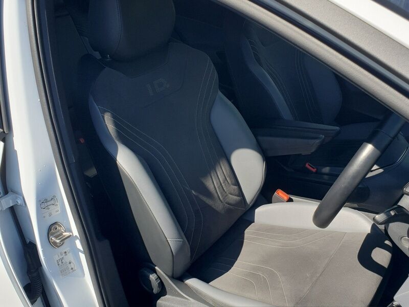More views of Volkswagen ID.4