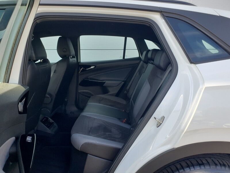 More views of Volkswagen ID.4