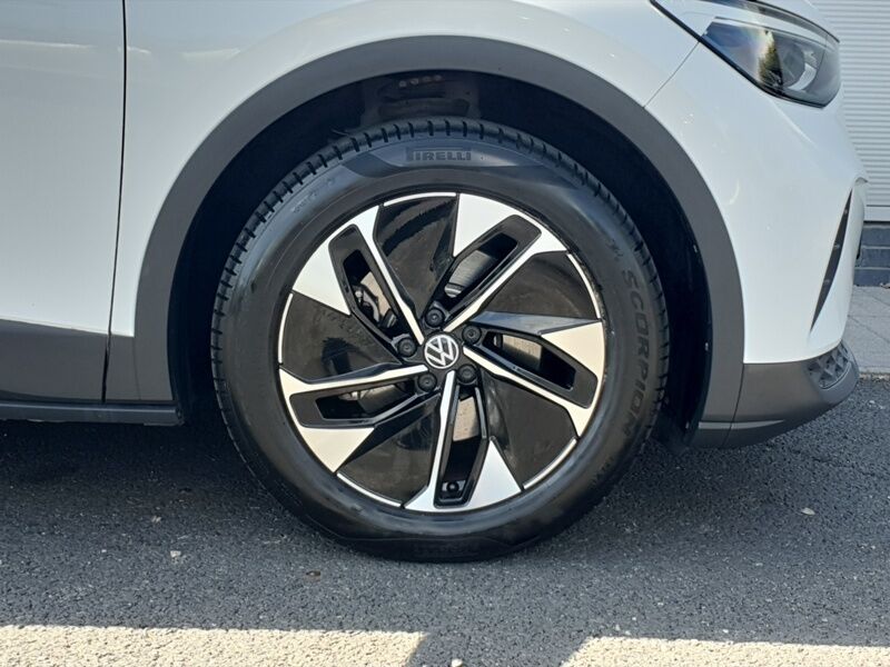 More views of Volkswagen ID.4