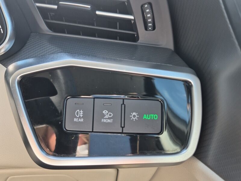 More views of Audi A6