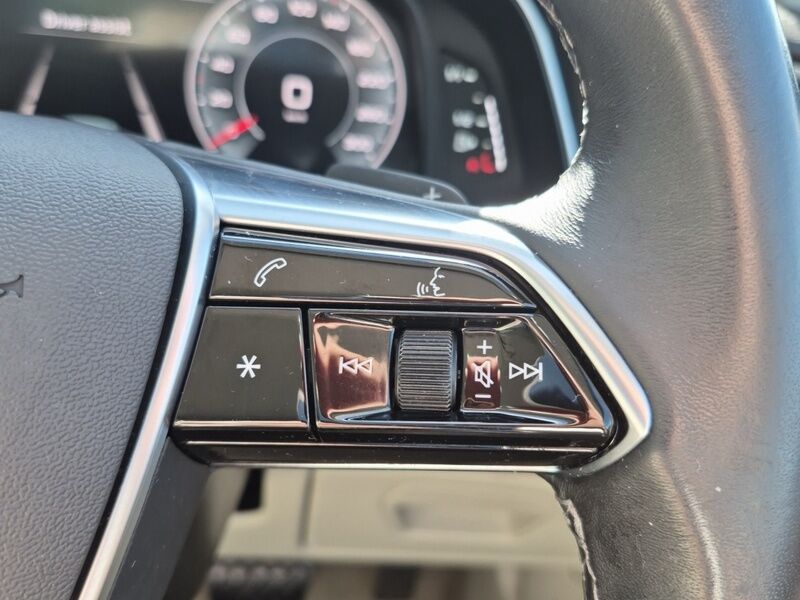 More views of Audi A6