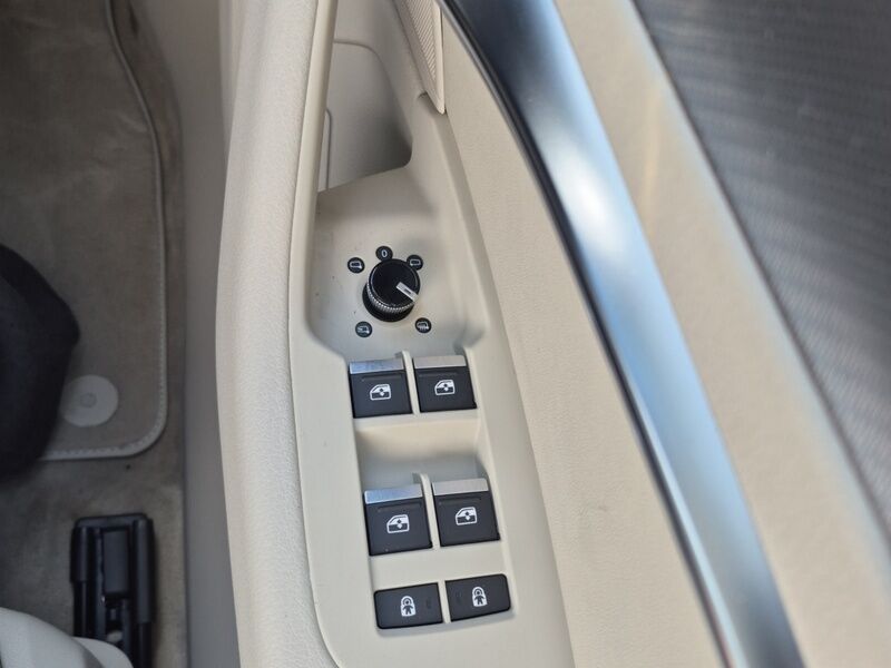 More views of Audi A6