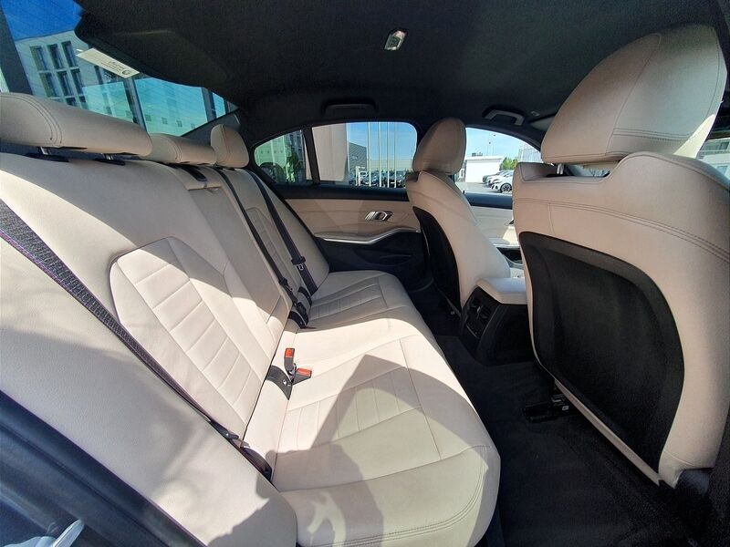 More views of BMW 3-Series