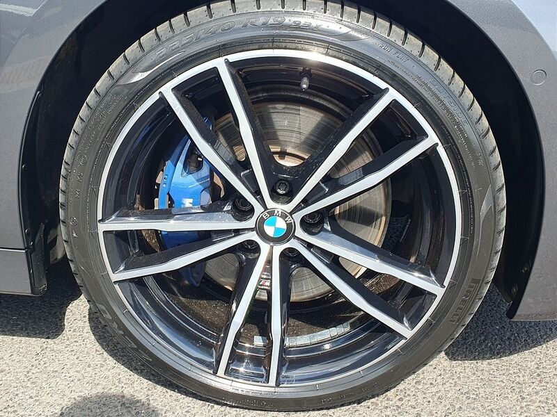 More views of BMW 3-Series
