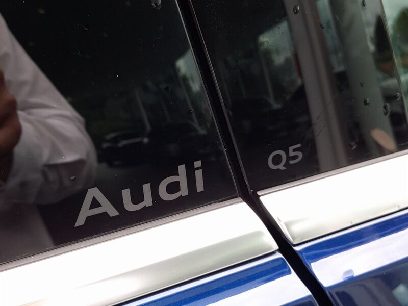More views of Audi Q5