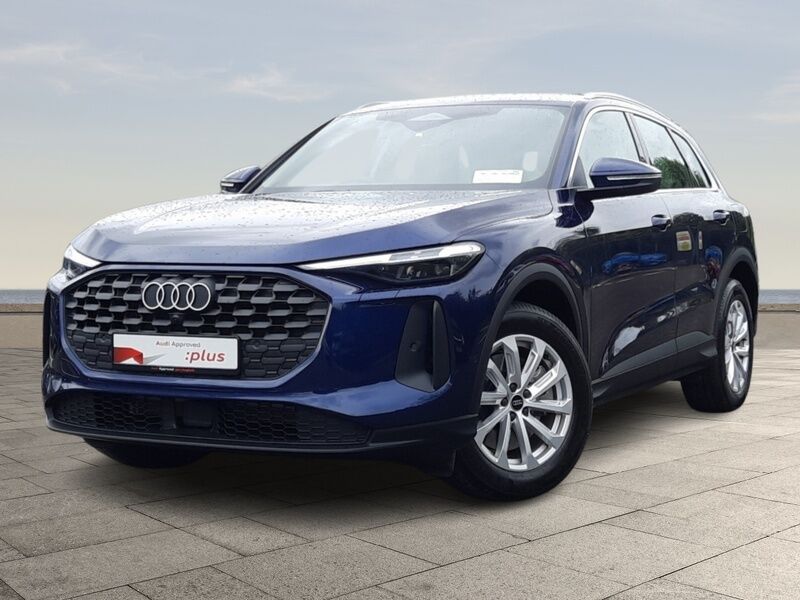 More views of Audi Q5