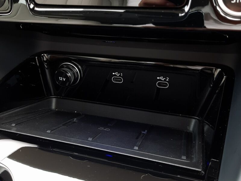 More views of Audi Q5