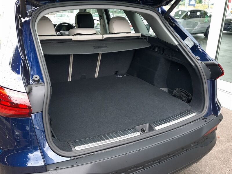 More views of Audi Q5