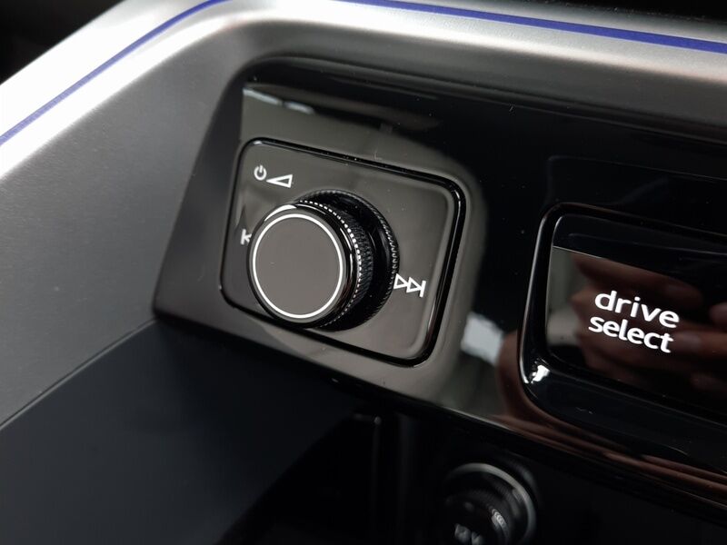 More views of Audi Q5