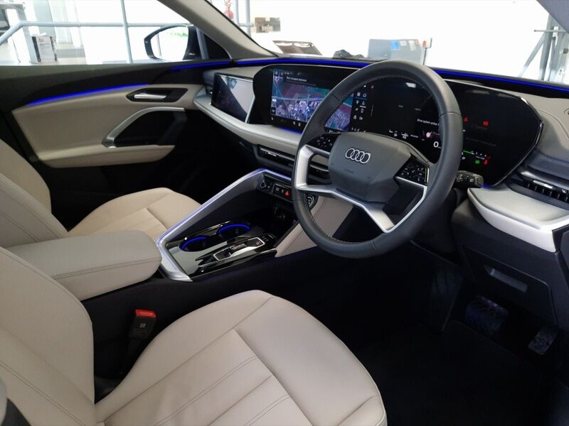 More views of Audi Q5