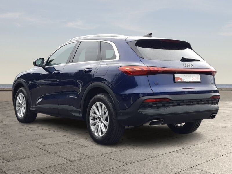 More views of Audi Q5