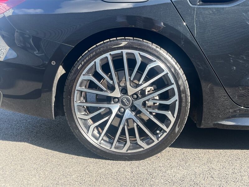 More views of Audi A5