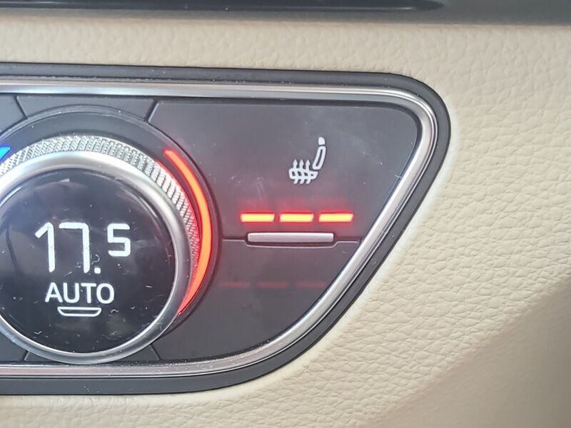 More views of Audi Q5