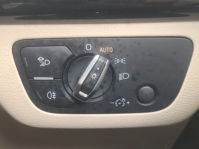 More views of Audi Q5
