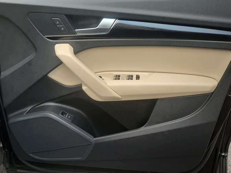 More views of Audi Q5