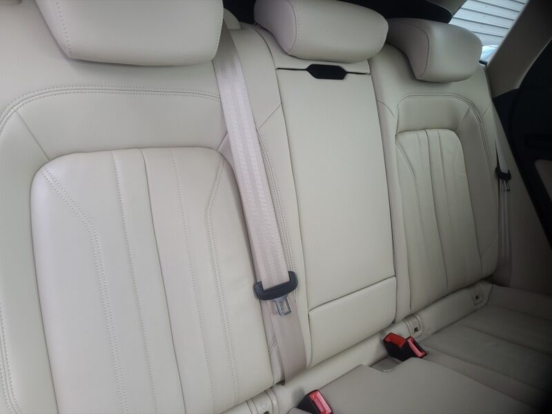 More views of Audi Q5