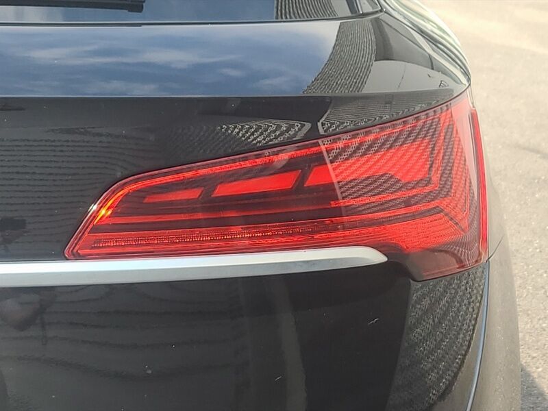More views of Audi Q5
