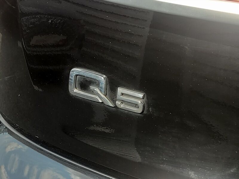 More views of Audi Q5