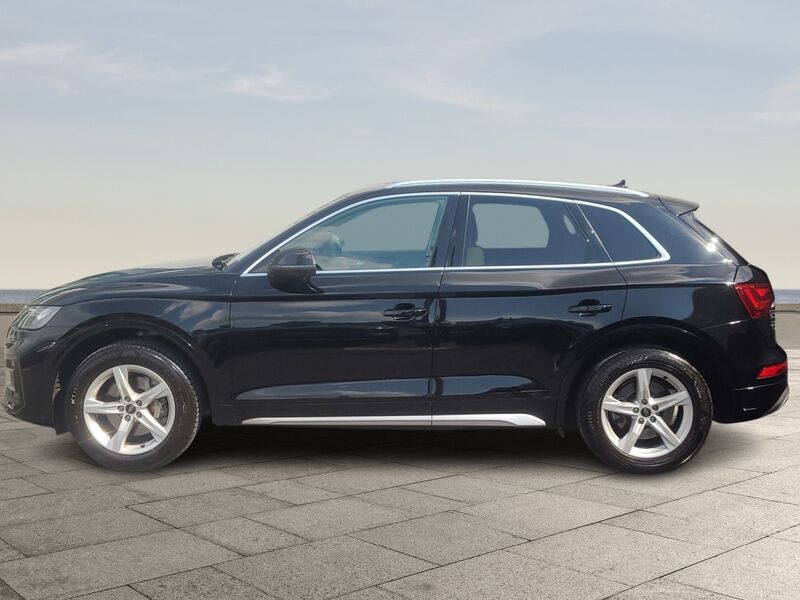 More views of Audi Q5