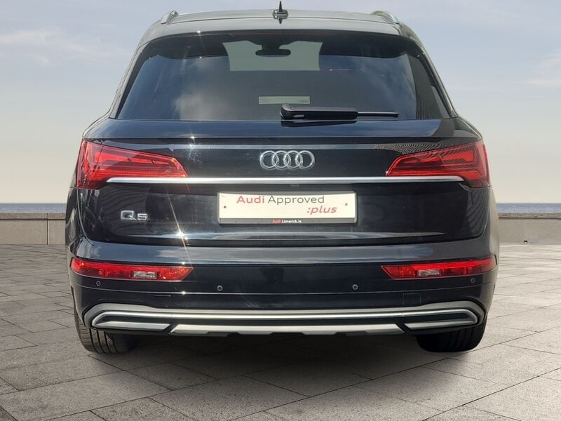 More views of Audi Q5