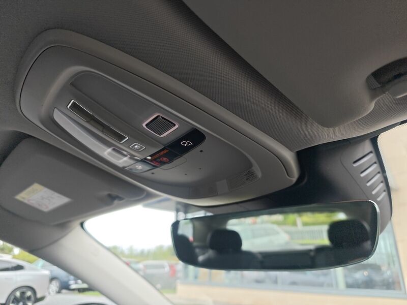 More views of Volvo XC60