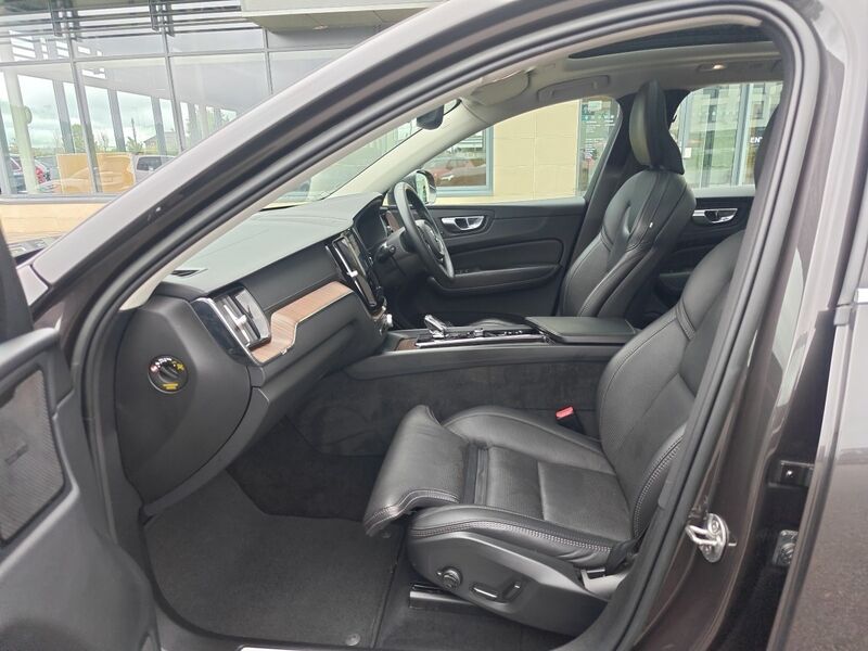 More views of Volvo XC60