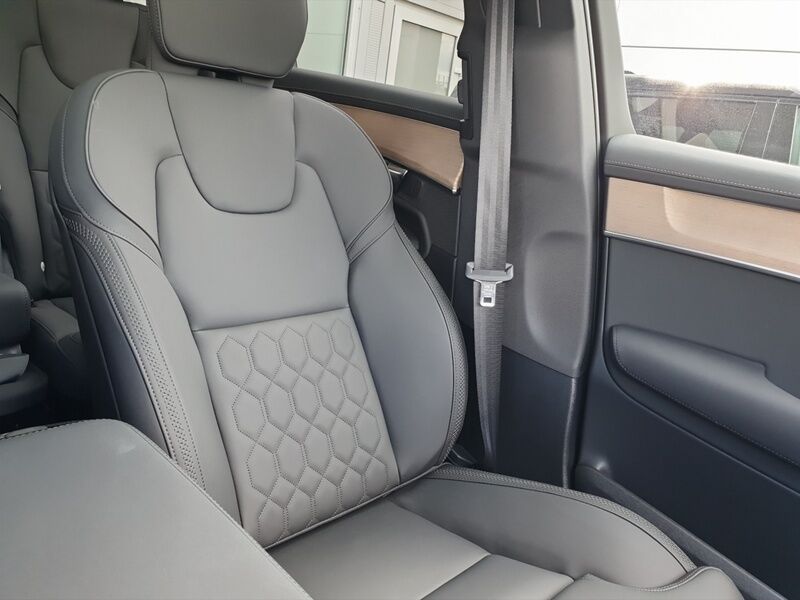 More views of Volvo XC90