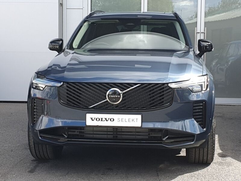 More views of Volvo XC90