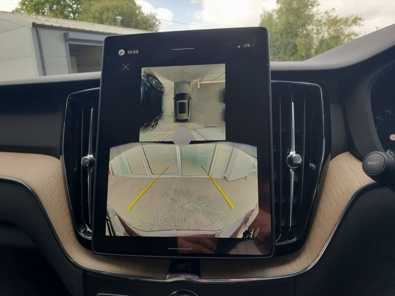 More views of Volvo XC60