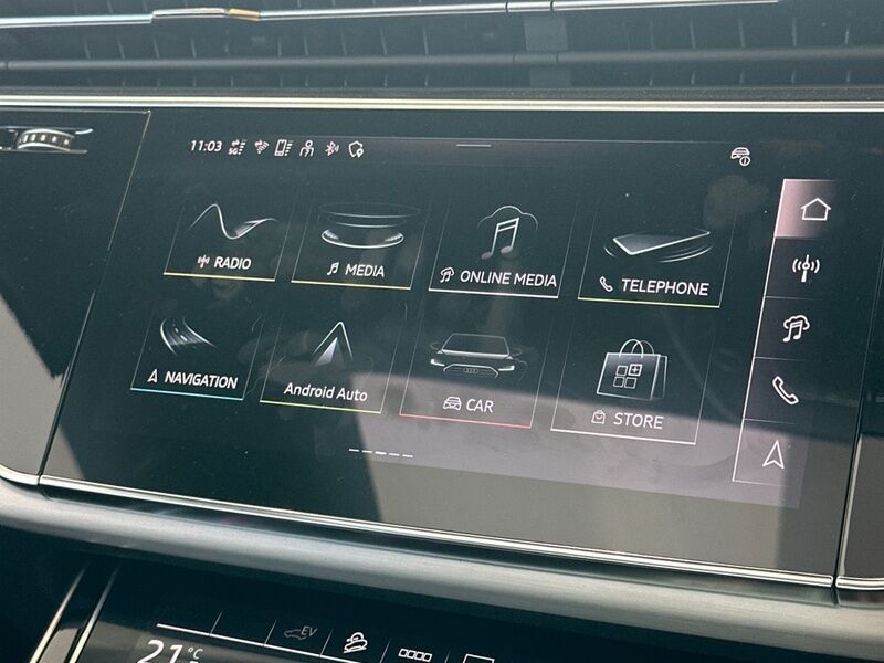 More views of Audi Q7