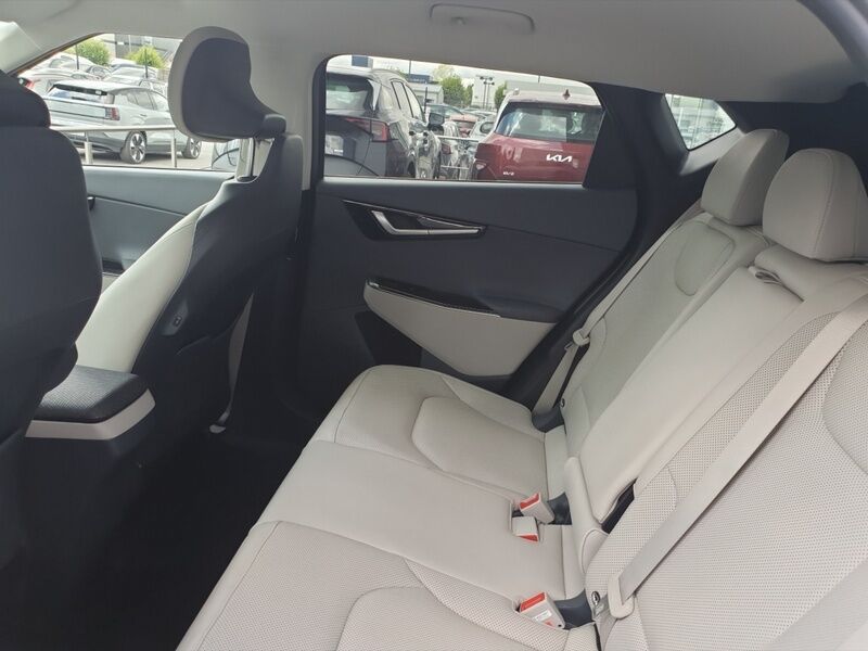 More views of Kia EV6