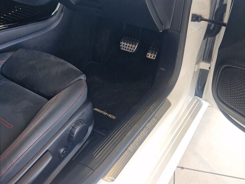 More views of Mercedes-Benz CLA