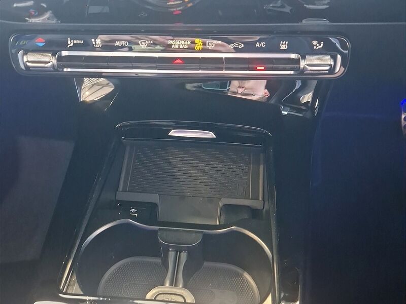 More views of Mercedes-Benz CLA