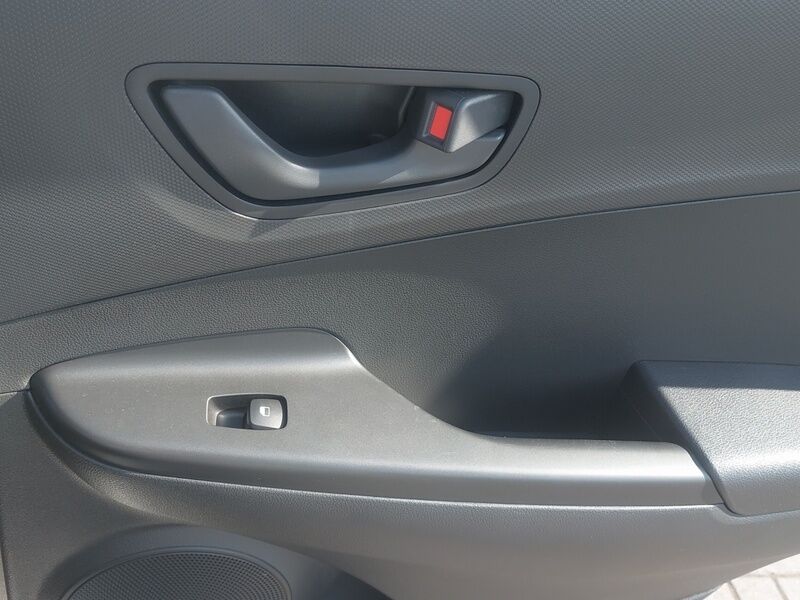 More views of Hyundai KONA