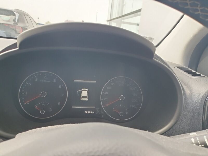 More views of Kia Picanto