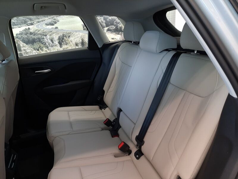 More views of Audi Q3