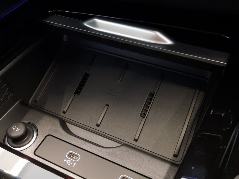 More views of Audi Q3