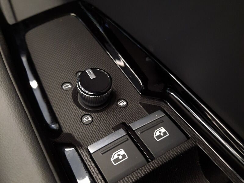 More views of Audi Q3